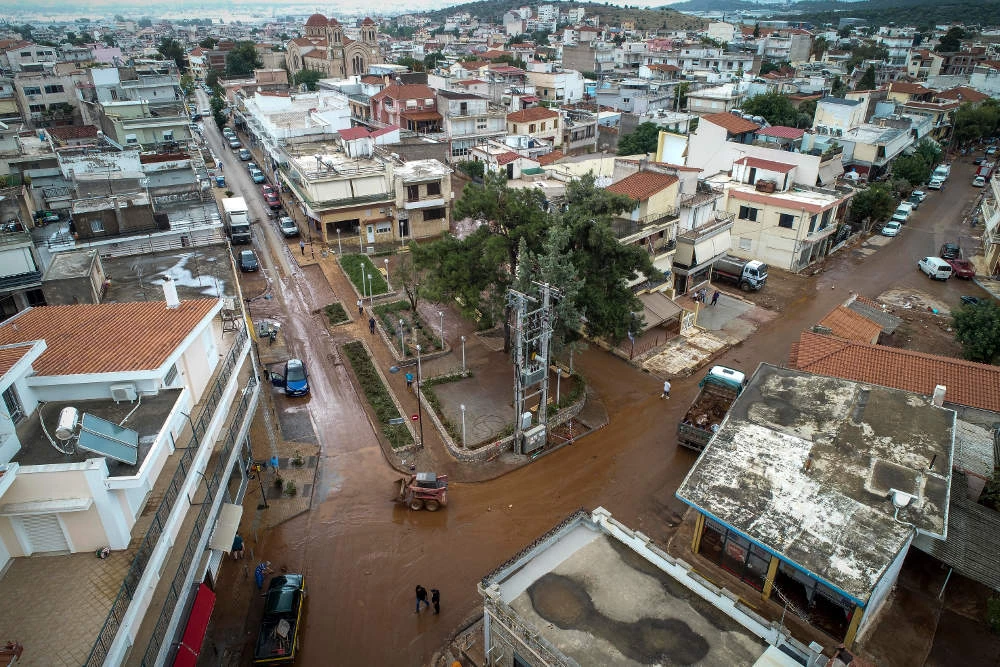 Νόμιμα… 9 από τα 27 αυθαίρετα στη Μάνδρα που στοχοποίησε η κυβέρνηση